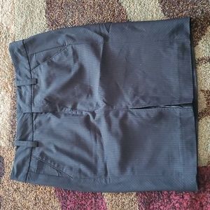 Maurices women's pin striped pencil skirt, size 5/6